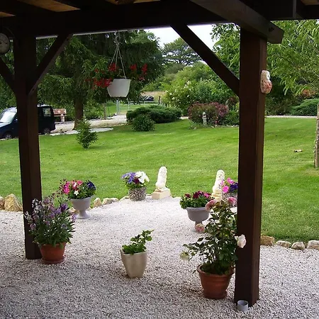 Les Chenes Le-Vieux-Cerier