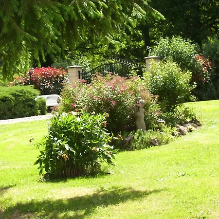 Les Chenes Bed & Breakfast Le-Vieux-Cerier