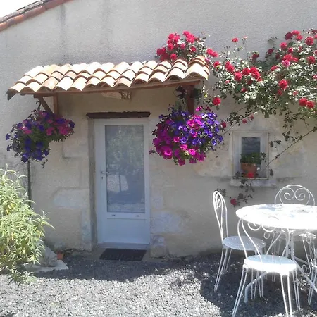 Couette-café Les Chenes *